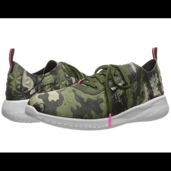 COPY - Reebok Revolution - Picture 2 of 8